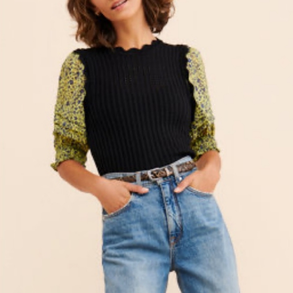 Current Air Women's Top Size Large Colors Navy and Yellow